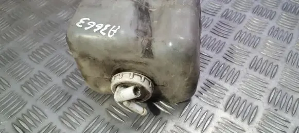 Mitsubishi Pajero Coolant expansion tank/reservoir