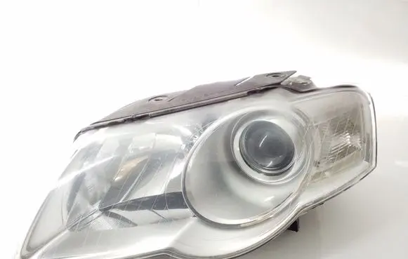 Volkswagen PASSAT B6 Headlight/headlamp 3C0941005AB