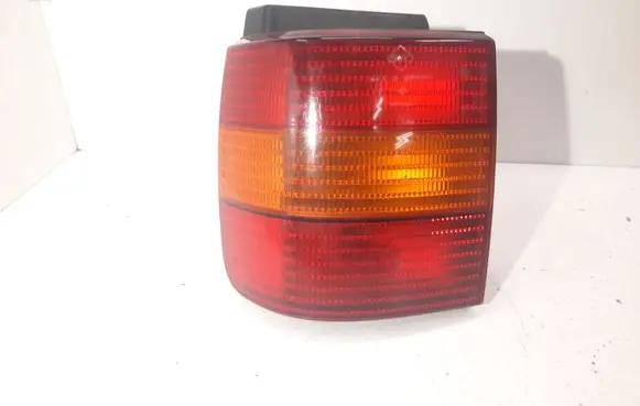 Volkswagen PASSAT B4 Rear/tail lights 3A9945257