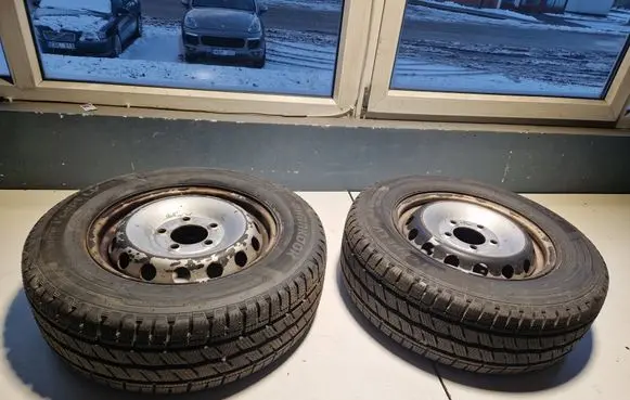 Opel Movano B R16 steel rim 403000037R 8200684598