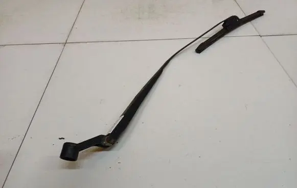 Nissan Pixo Front wiper blade arm