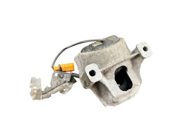 Audi Q5 SQ5 Engine mount bracket 8R0199381AA