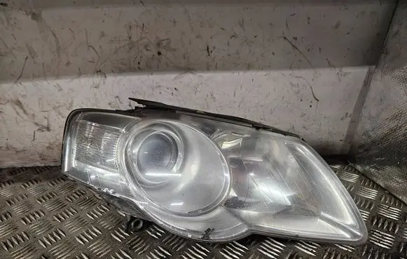 Volkswagen PASSAT B6 Headlight/headlamp 89316400