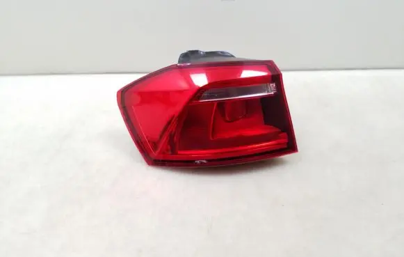 Volkswagen Golf VII Rear/tail lights 510945095R