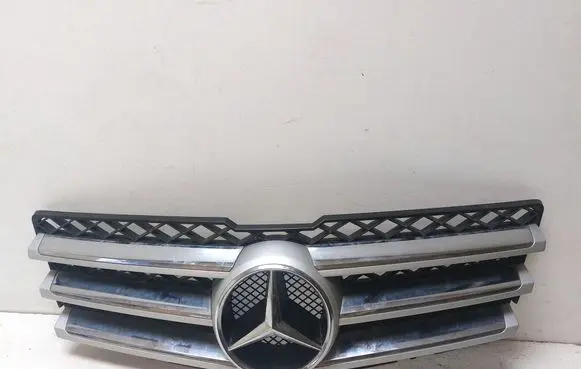 Mercedes-Benz GLK (X204) Front grill A2078880260