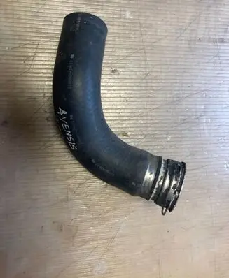 Toyota Avensis T270 Engine coolant pipe/hose 33ACM090922