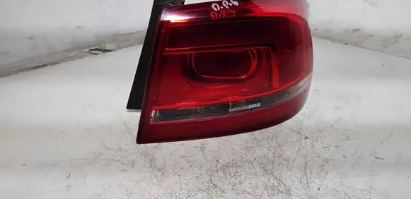 Volkswagen PASSAT B7 Rear/tail lights 3AE945096C 90004826
