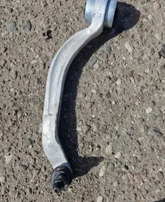 Audi A4 S4 B7 8E 8H Front lower control arm/wishbone