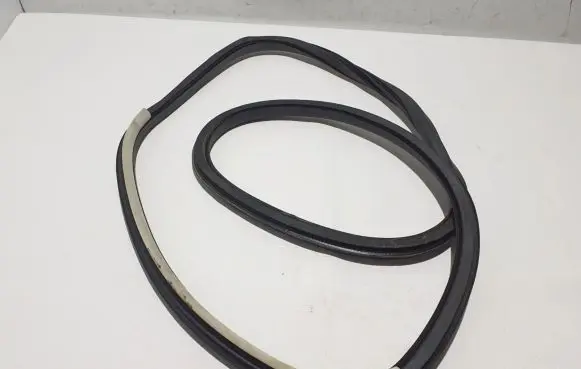 Renault Talisman Rear door rubber seal (on body) 828382970R