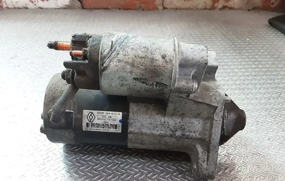 Renault Scenic II - Grand scenic II Starter motor 8200584675A M000T87881