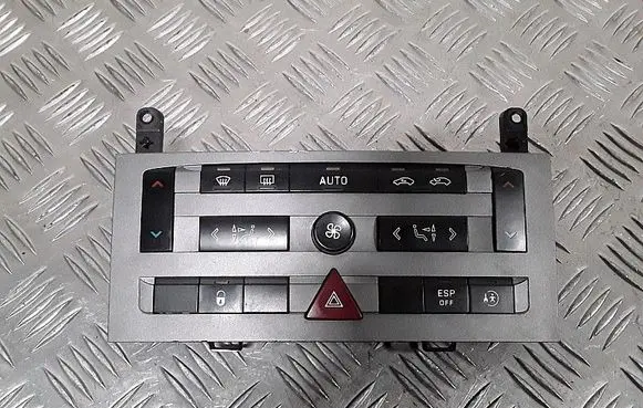Peugeot 407 Climate control unit 96573322