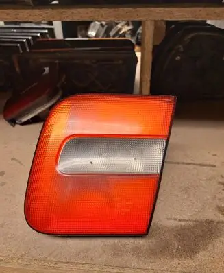 Volvo S70 V70 V70 XC Tailgate rear/tail lights 9157009 9151634 9151636