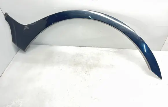 BMW X3 E83 Fender trim (molding) 7142100