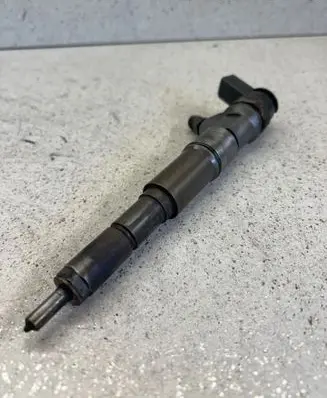 Fuel injector