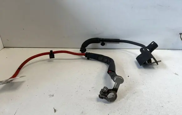 Volkswagen Golf VII Positive cable (battery) 5Q0971228K