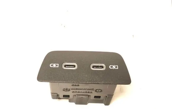 Volkswagen Golf VIII USB socket connector 2G6035718