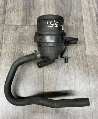 BMW 1 E82 E88 Power steering fluid tank/reservoir 6767161 10617211 PA66GF30