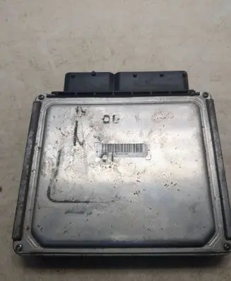 Seat Ibiza IV (6J,6P) Engine control unit/module 28459901 04B907445