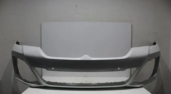BMW 5 G30 G31 Front bumper 8098644 72758411 5111