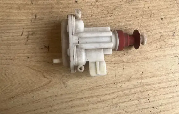 Central locking motor