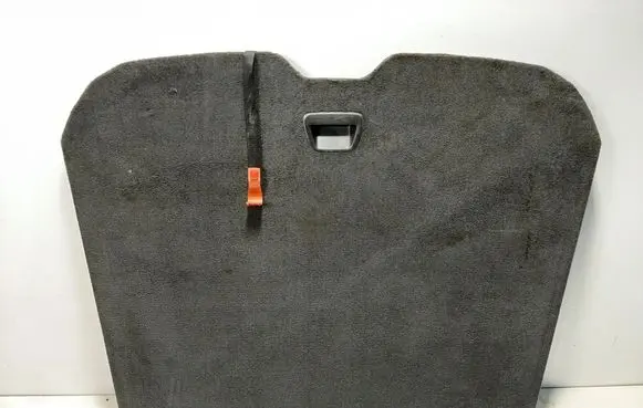 Trunk/boot floor carpet liner