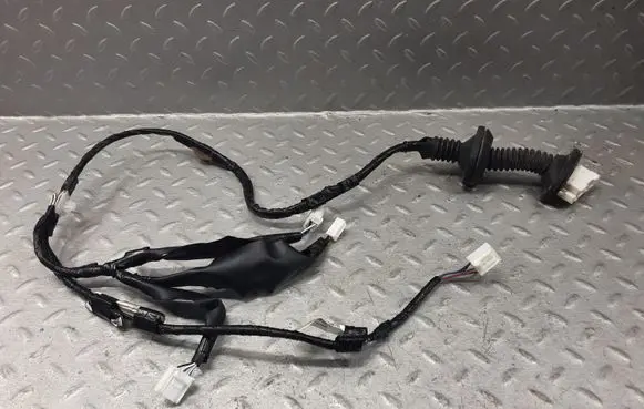 Toyota Yaris XP210 Rear door wiring loom 82153K0050C 82153K0050