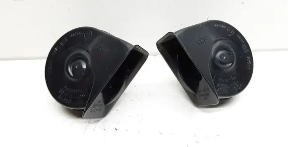 BMW 3 E90 E91 Horn signal E30055306