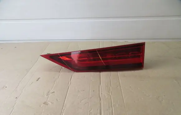 Volvo V60 Tailgate rear/tail lights 32228905