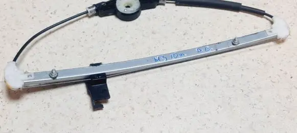 Mazda 3 II Rear window lifting mechanism without motor 9G17