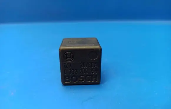 Mercedes-Benz Sprinter W901 W902 W903 W904 Other relay 0332209156