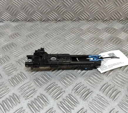 Mercedes-Benz Vito Viano W447 Seat belt height adjuster A4478600088