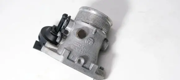 Audi A4 S4 B6 8E 8H Throttle valve 8E0145950