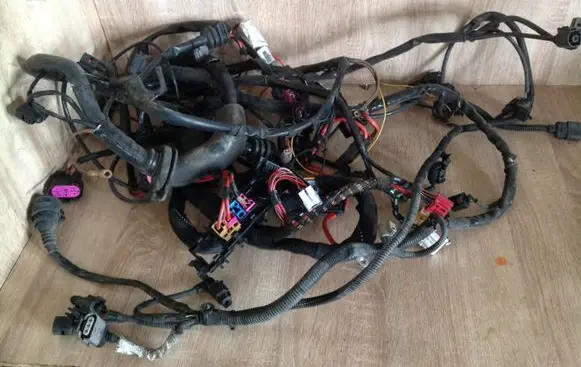 Engine installation wiring loom