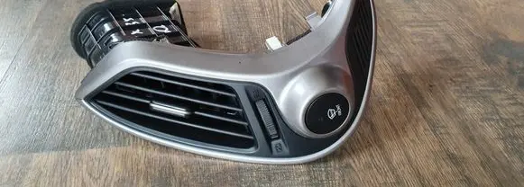 Hyundai ix35 Dashboard side air vent grill/cover trim 974202S000