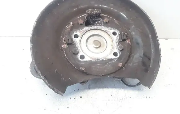 Volvo V70 Rear wheel hub spindle/knuckle 