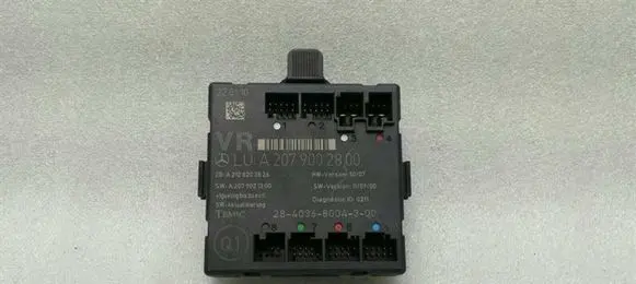 Mercedes-Benz E C207 W207 Door control unit/module A2079002800