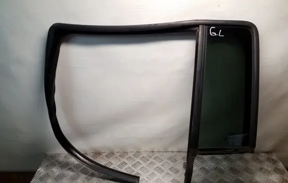 Jeep Patriot Rear vent window glass 