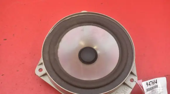Subaru Forester SG Subwoofer speaker