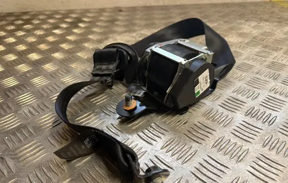 KIA Sportage Rear seatbelt 634021600D