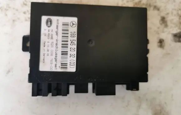 Mercedes-Benz B W245 Air suspension control unit module (rear) 1695452032 5DS00876900