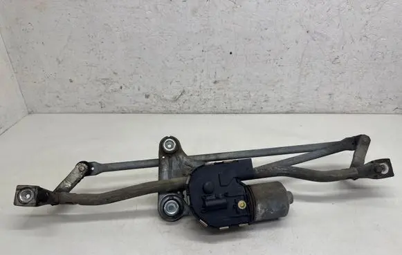Volvo S80 Front wiper linkage and motor 30796358