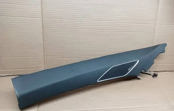 Volkswagen Touareg III (A) pillar trim 760867233 760867233A