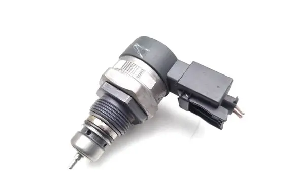Fuel pressure regulator