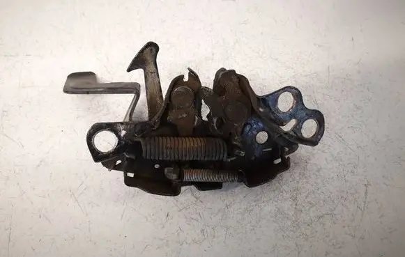 Nissan Juke I F15 Engine bonnet/hood lock/catch