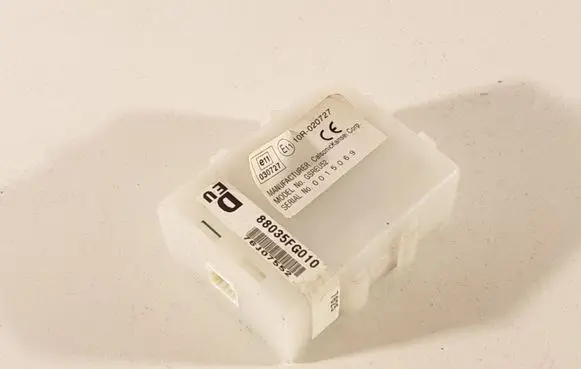 Subaru Impreza III Door central lock control unit/module 88035FG010 10R020727 GSREU52