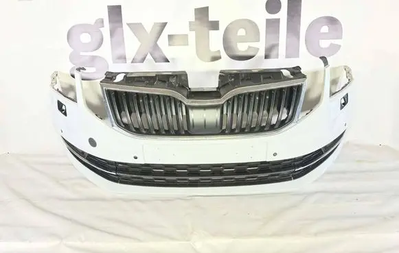 Skoda Octavia Mk3 (5E) Front bumper 5E0807221N