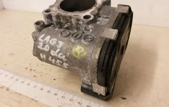 Renault Laguna III Throttle valve 0281002681 8200330810E 8200330810