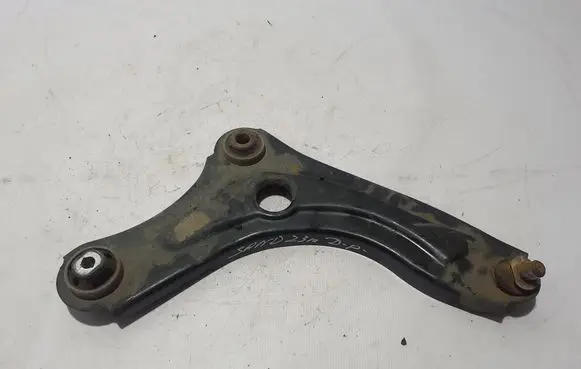 Dacia Sandero III Front lower control arm/wishbone 545008653R
