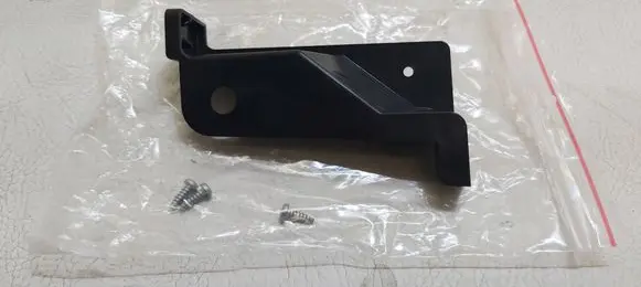 Renault Kadjar Front bumper mounting bracket 260429742R