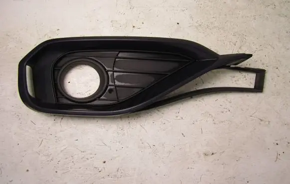 BMW 4 F32 F33 Front fog light trim/grill 7294831 15857711